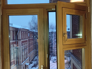 Окно с форточкой